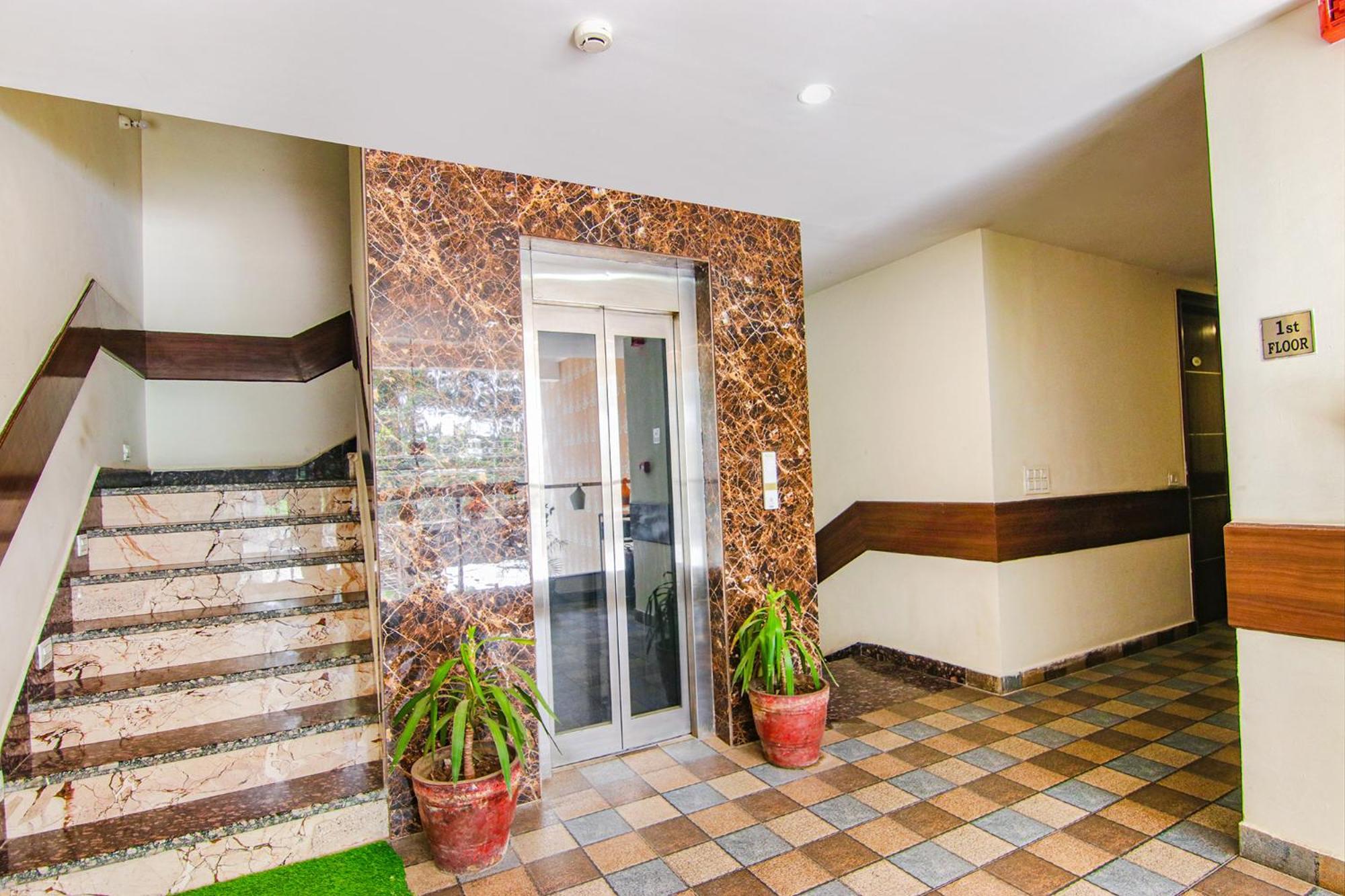 Fabhotel Lime Wood Mohali ภายนอก รูปภาพ