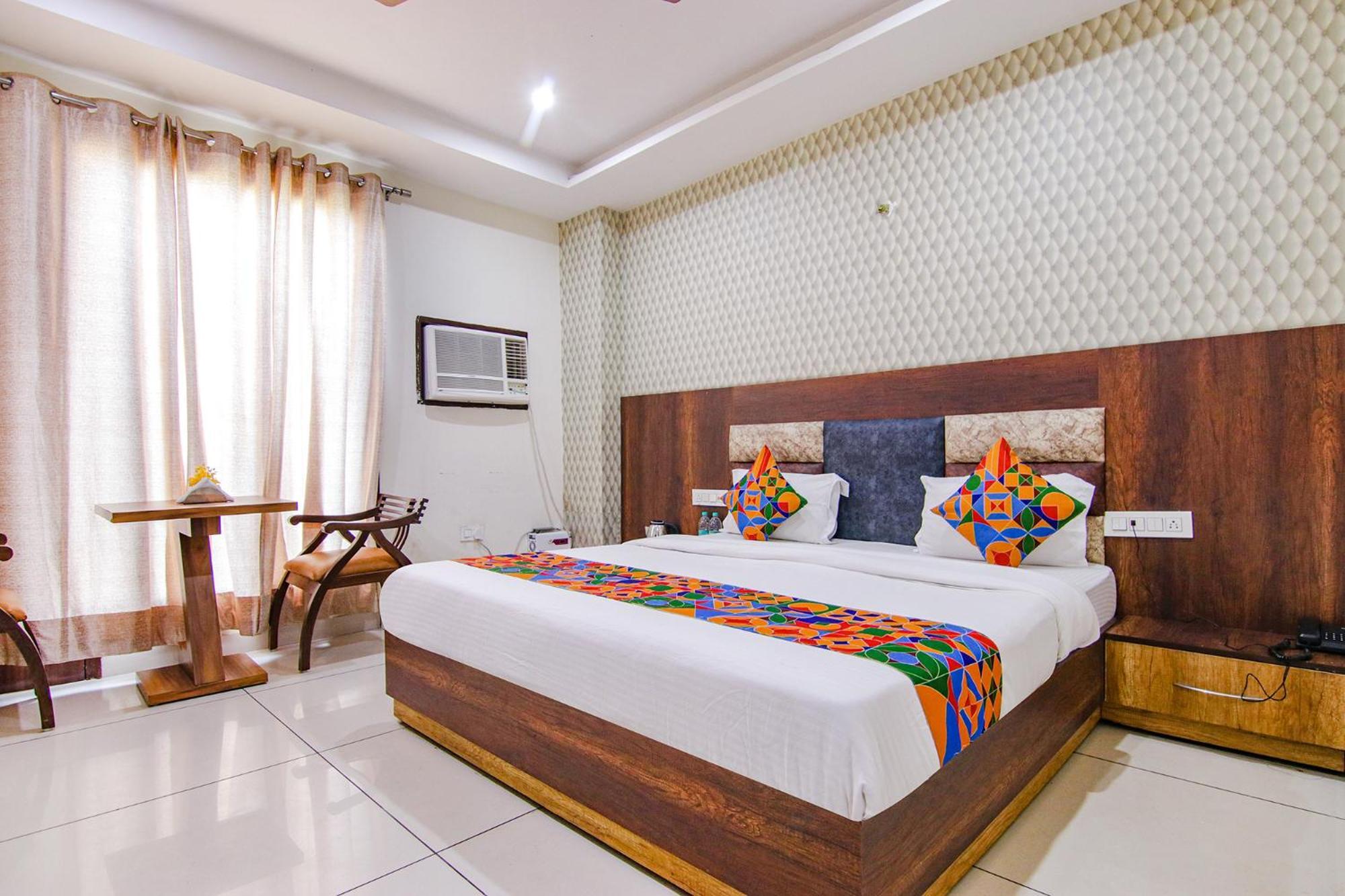 Fabhotel Lime Wood Mohali ภายนอก รูปภาพ