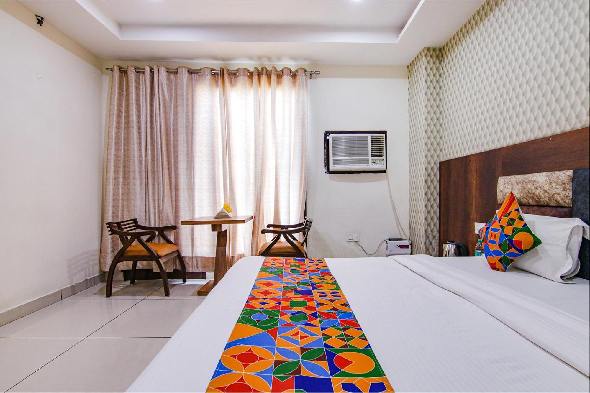 Fabhotel Lime Wood Mohali ภายนอก รูปภาพ