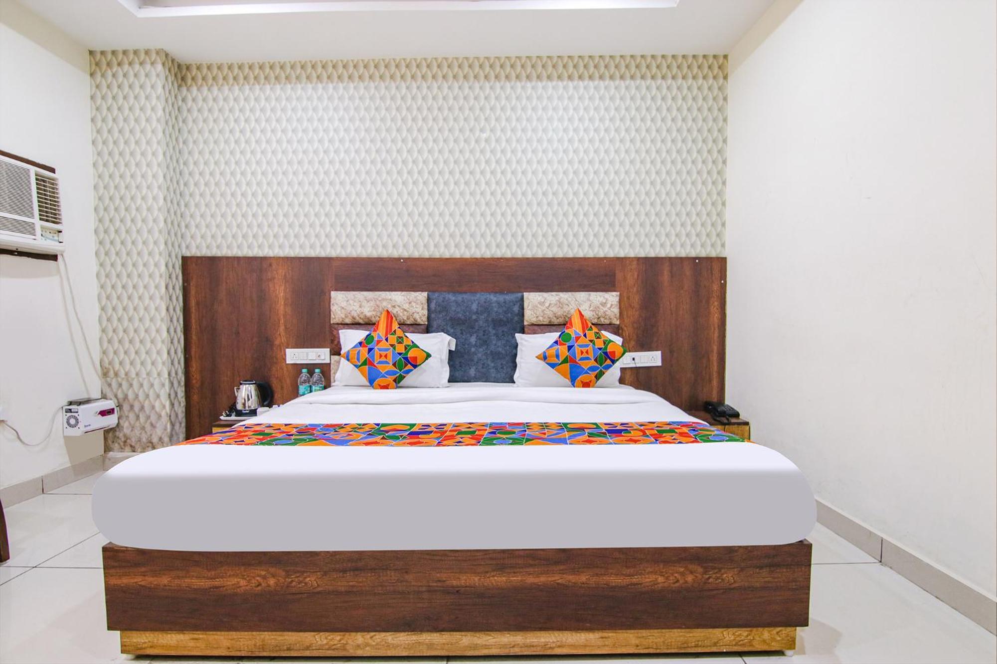 Fabhotel Lime Wood Mohali ภายนอก รูปภาพ
